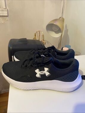 Under Armour Black and White Men's Training Shoes